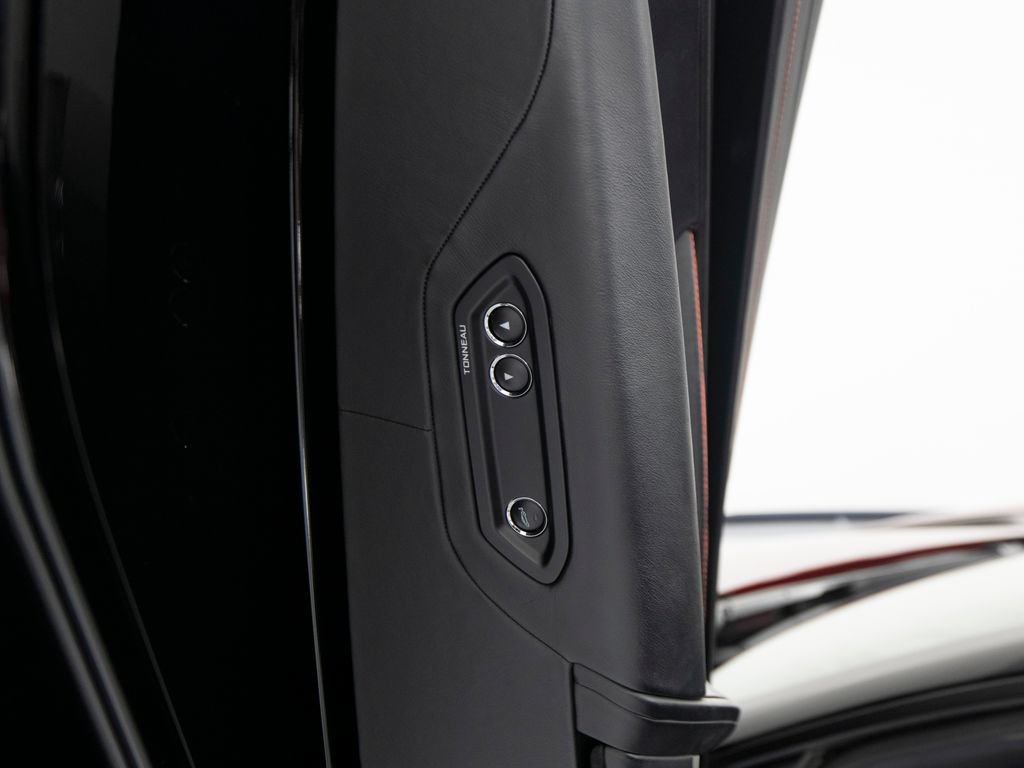 Used 2022 McLaren 720S Luxury RWD image 12