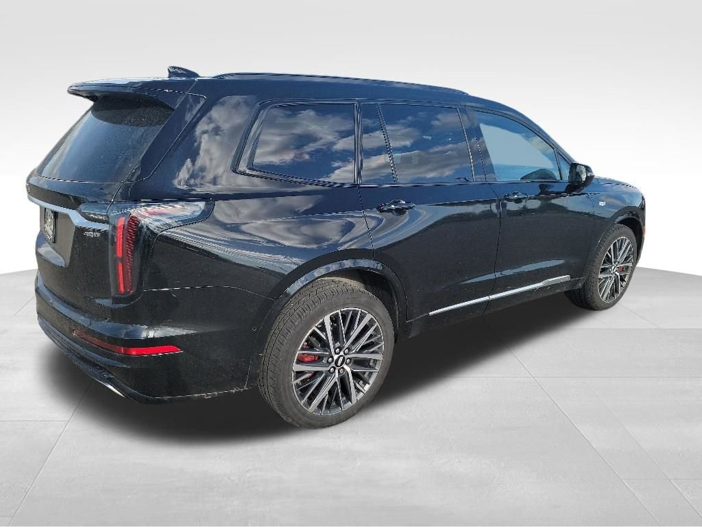 Certified 2023 Cadillac XT6 Sport w/ Technology Package AWD/4WD image 18