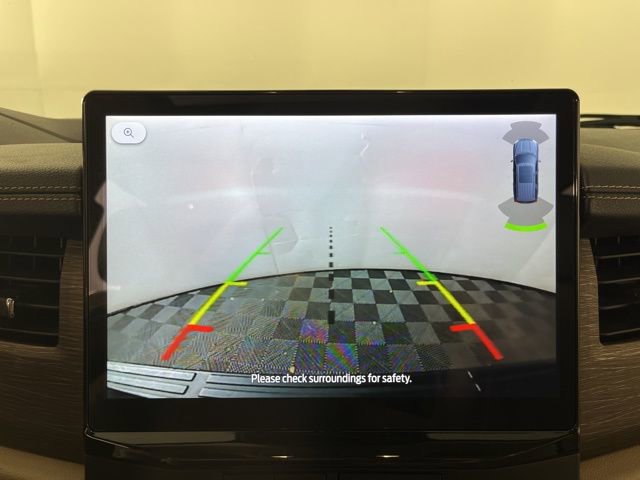 Used 2023 Ford Expedition Limited image 26