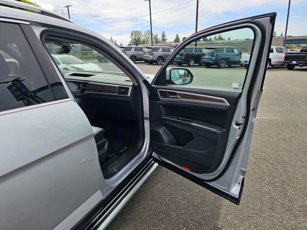 Used 2019 Volkswagen Atlas SEL Premium AWD/4WD image 30