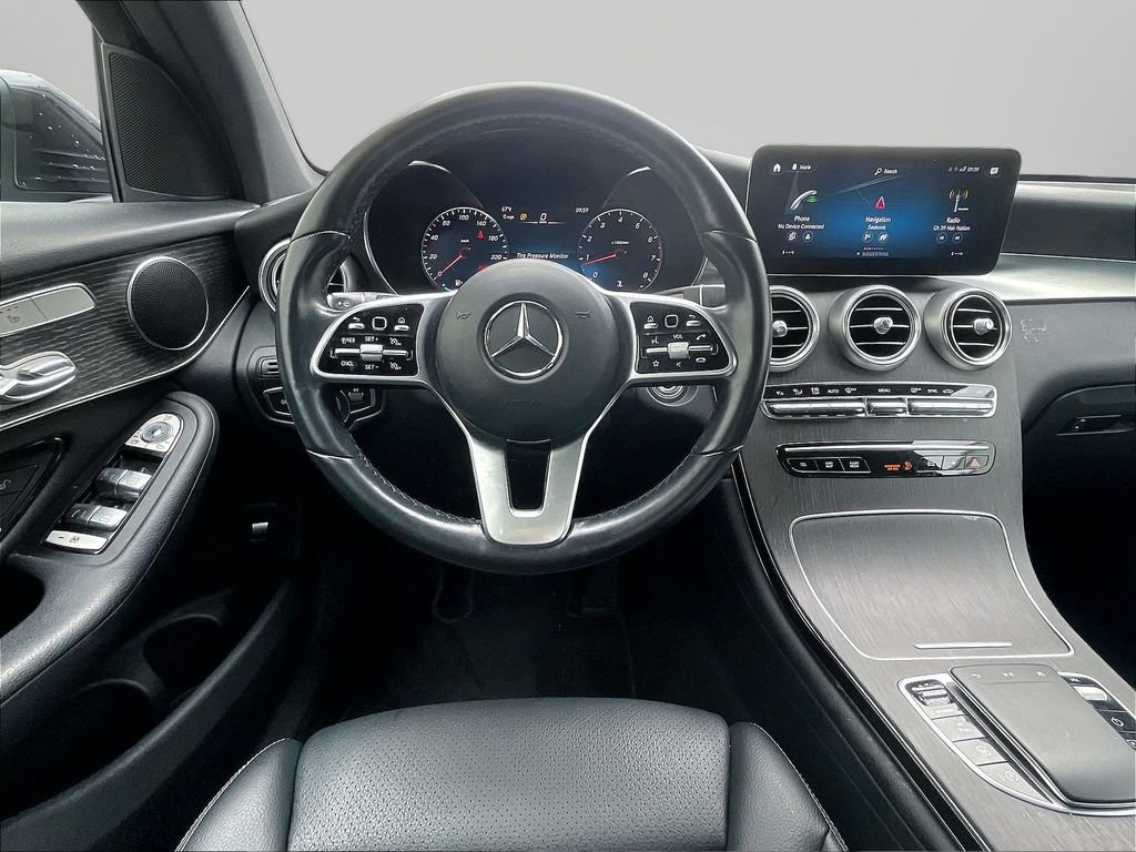 Used 2022 Mercedes-Benz GLC 300 4MATIC w/ Multimedia Package Lite image 10