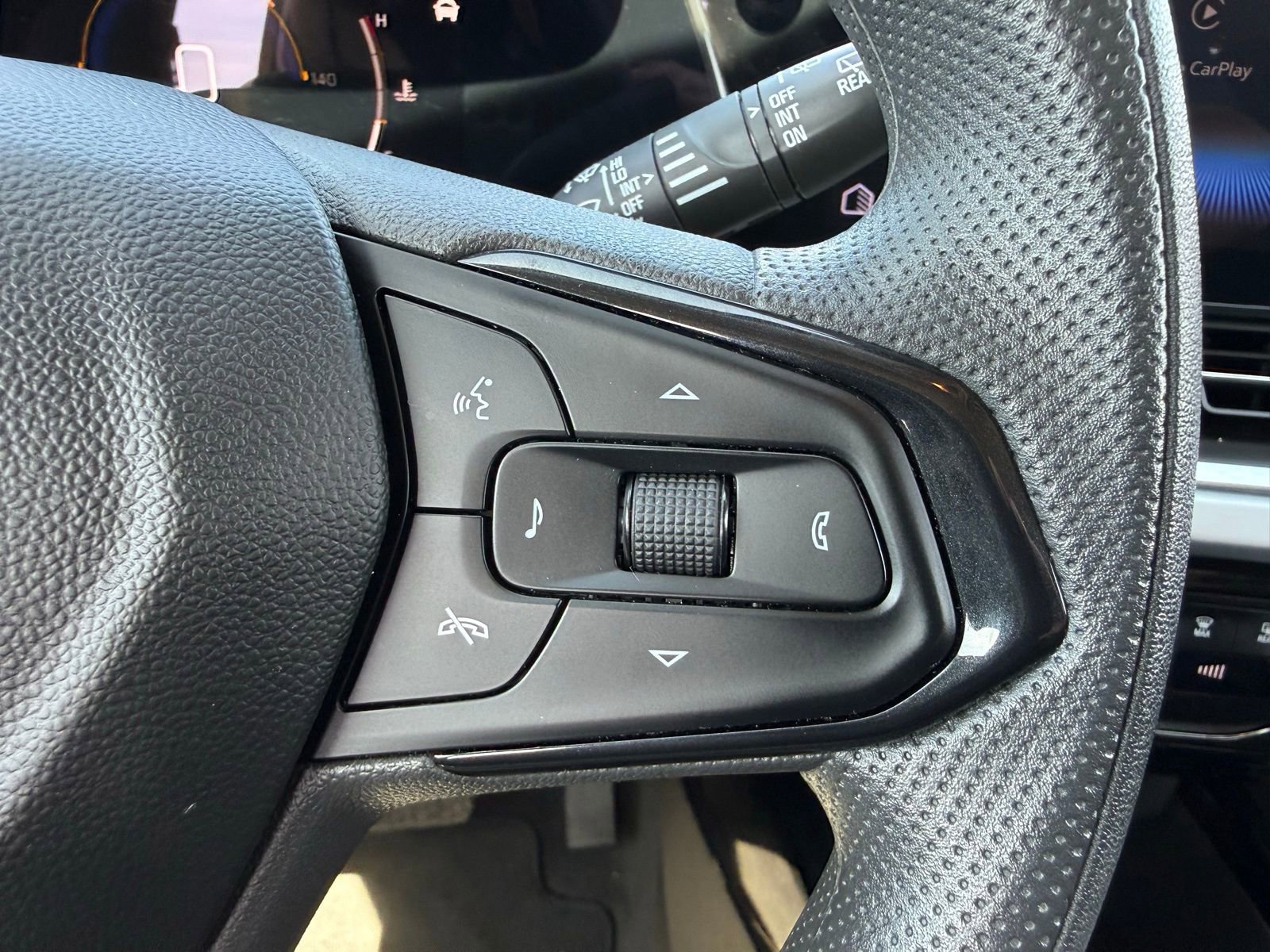 Used 2024 Chevrolet Trax LT image 19