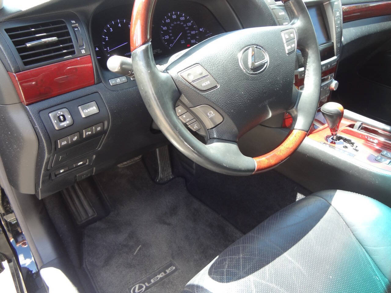 Used 2010 Lexus LS 460 AWD image 13