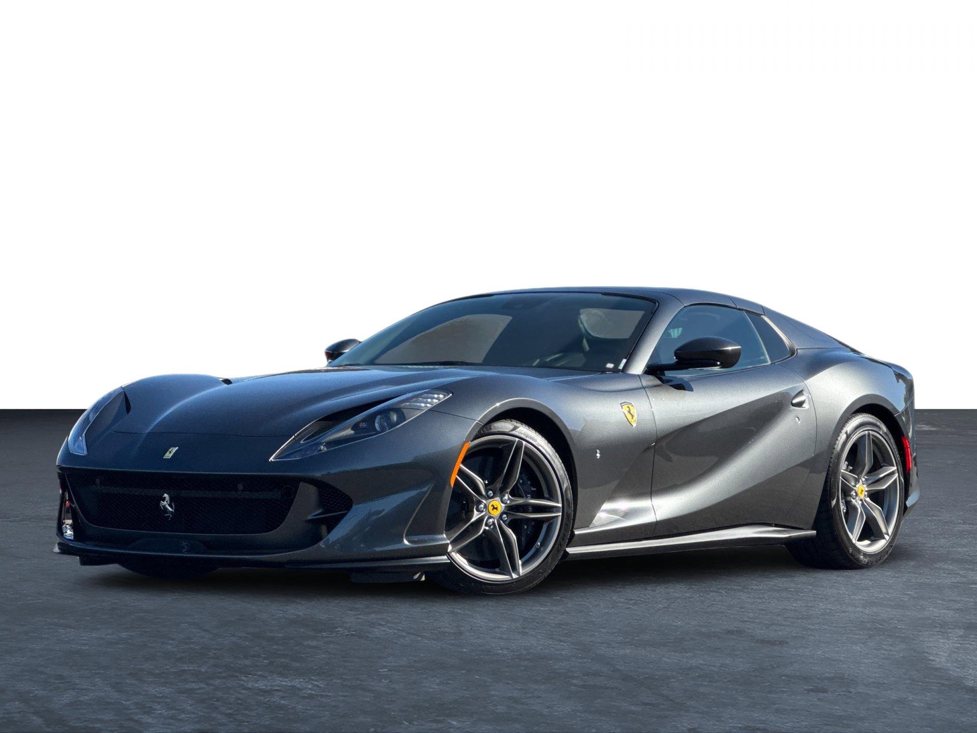 Used 2022 Ferrari 812 GTS image 2