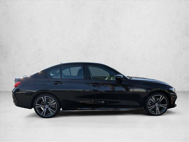 Used 2023 BMW 330i Sedan w/ Premium Package image 4