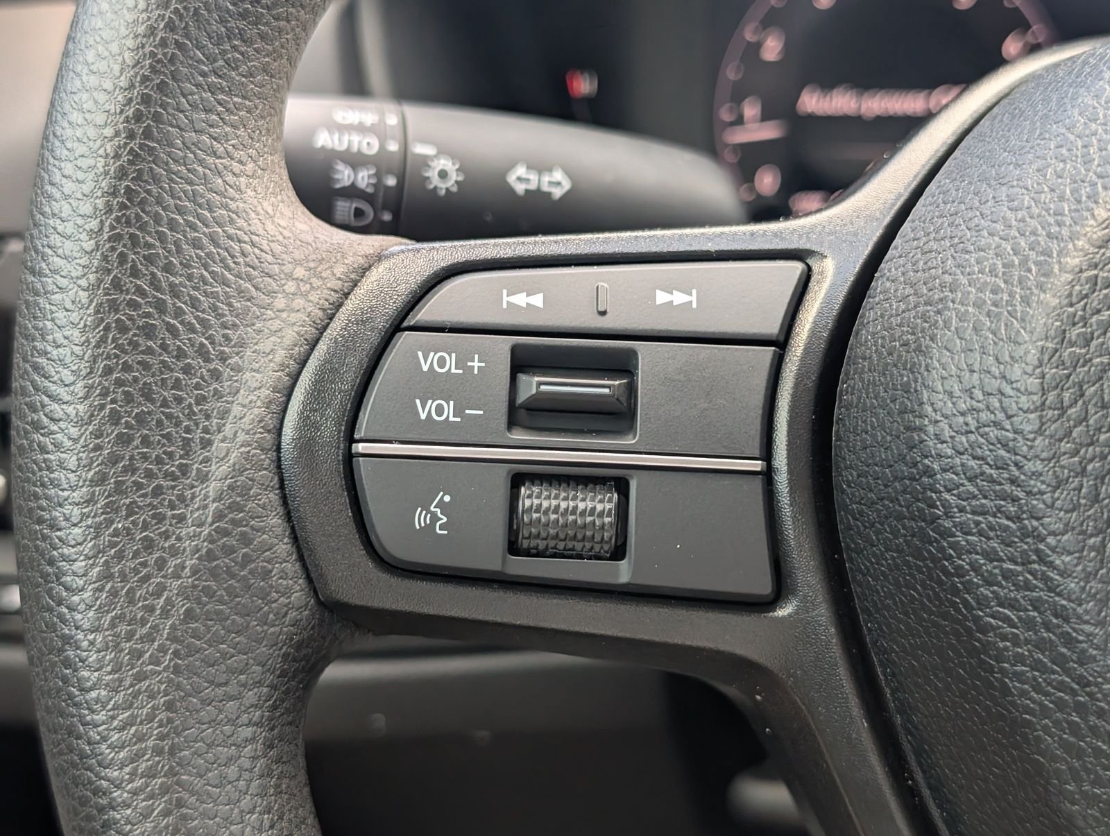Used 2025 Honda Accord SE image 18