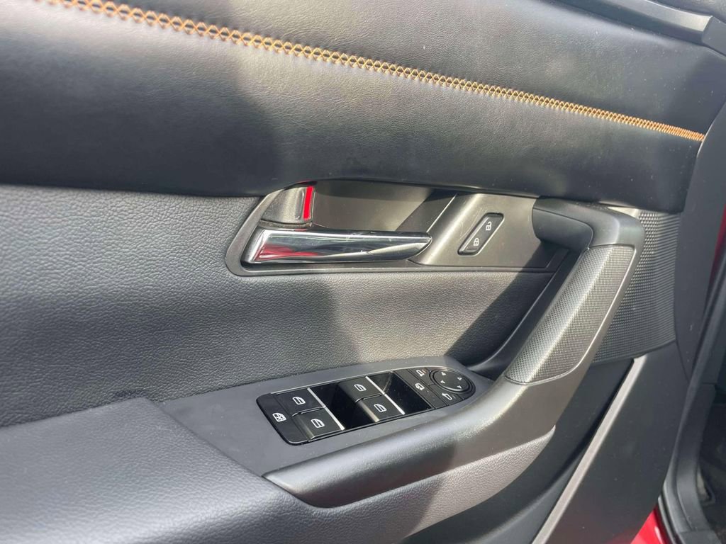 Used 2023 MAZDA CX-50 2.5 Turbo w/ Premium Plus Pkg image 16