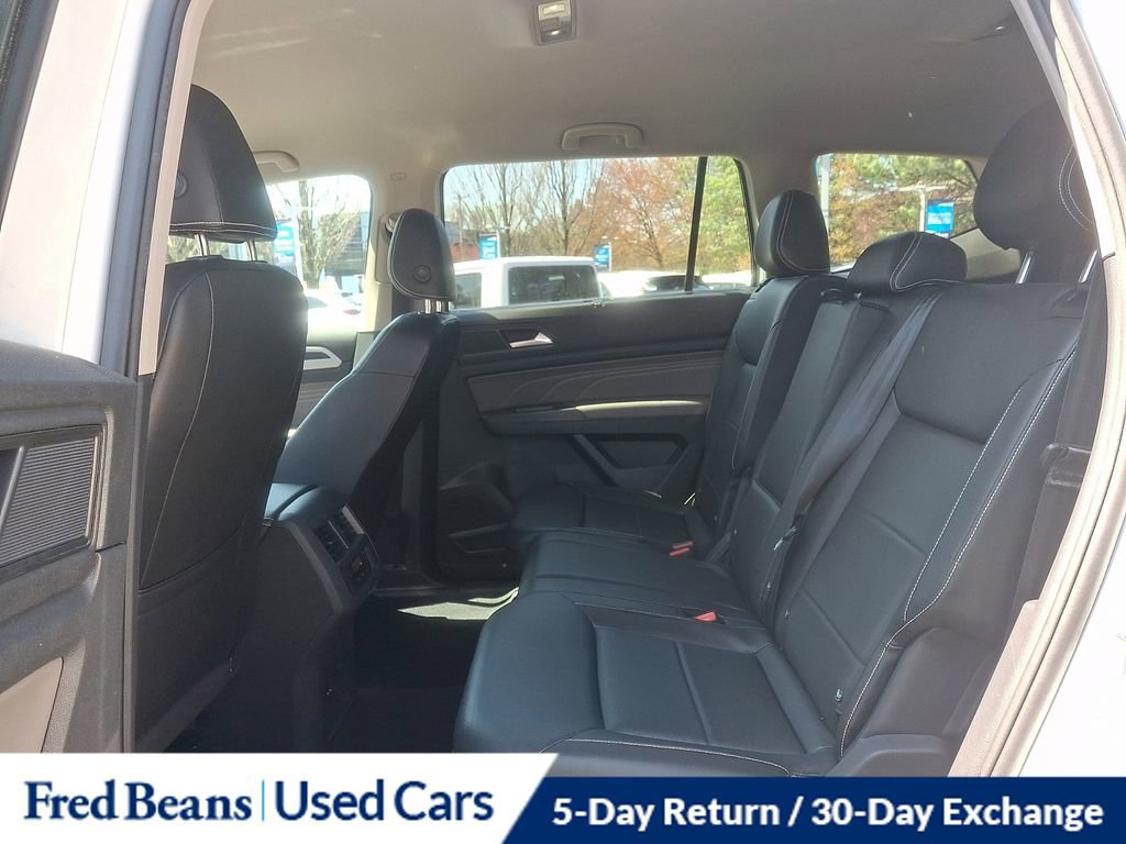 Certified 2023 Volkswagen Atlas SE w/ Black Wheel Package AWD/4WD image 11
