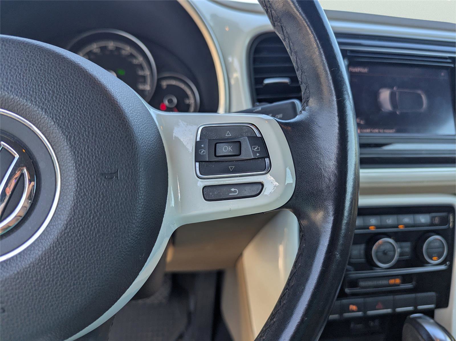 Used 2019 Volkswagen Beetle S image 29