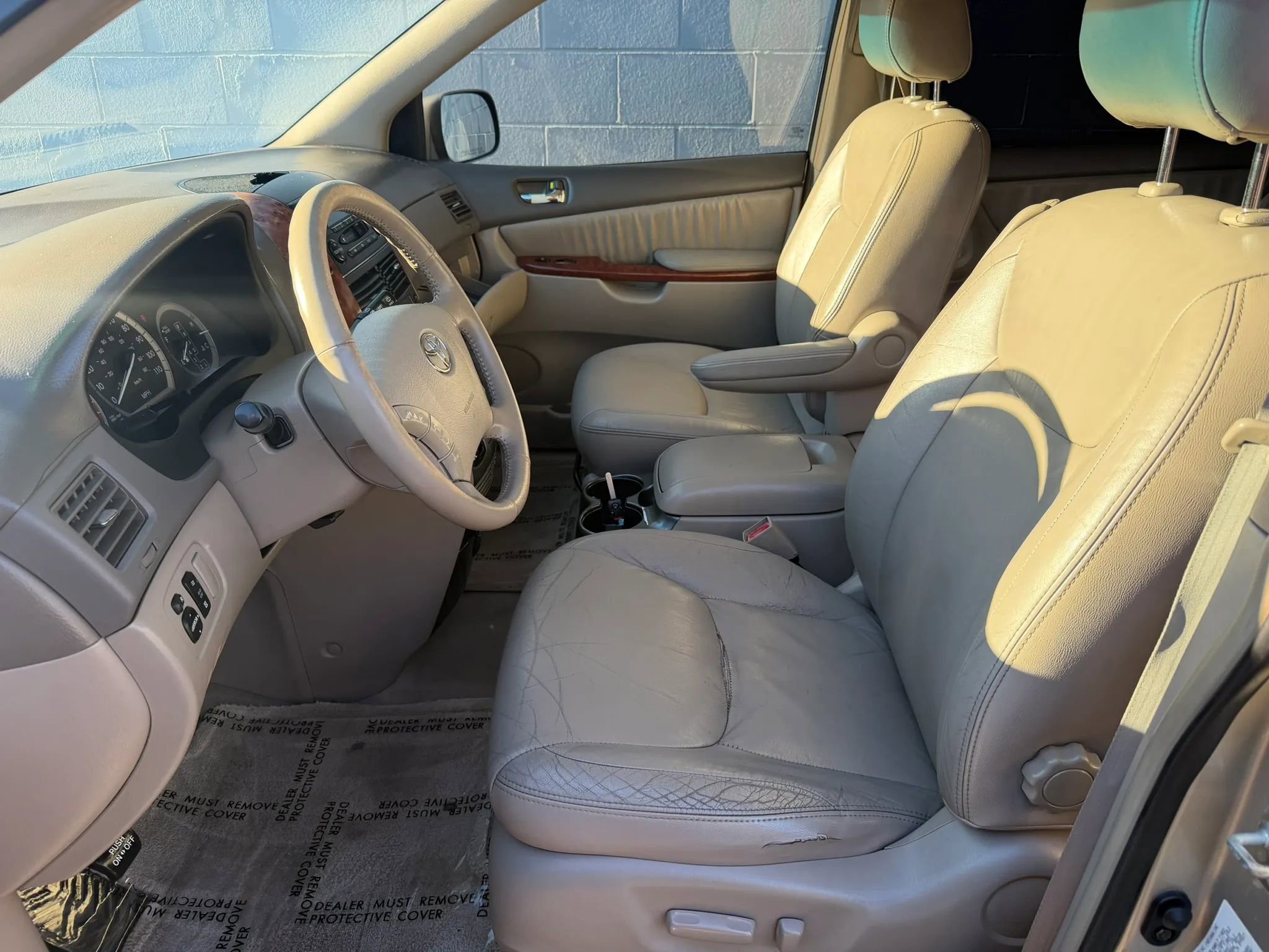 Used 2004 Toyota Sienna AWD image 9