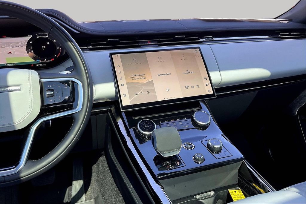 Used 2023 Land Rover Range Rover Sport SE image 9