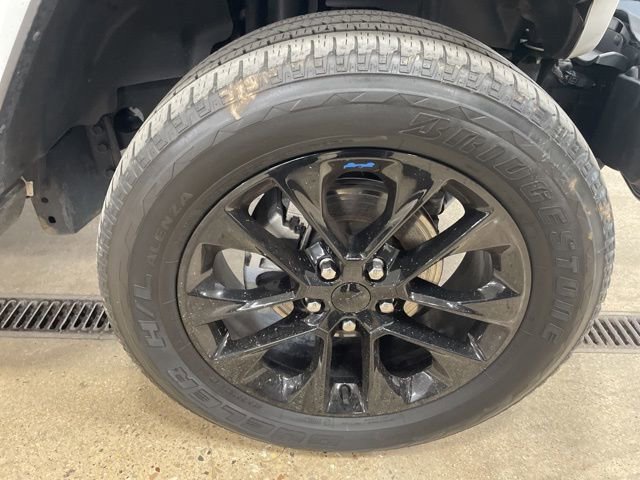 Used 2023 Jeep Wrangler Unlimited Sahara w/ Cold Weather Group image 40