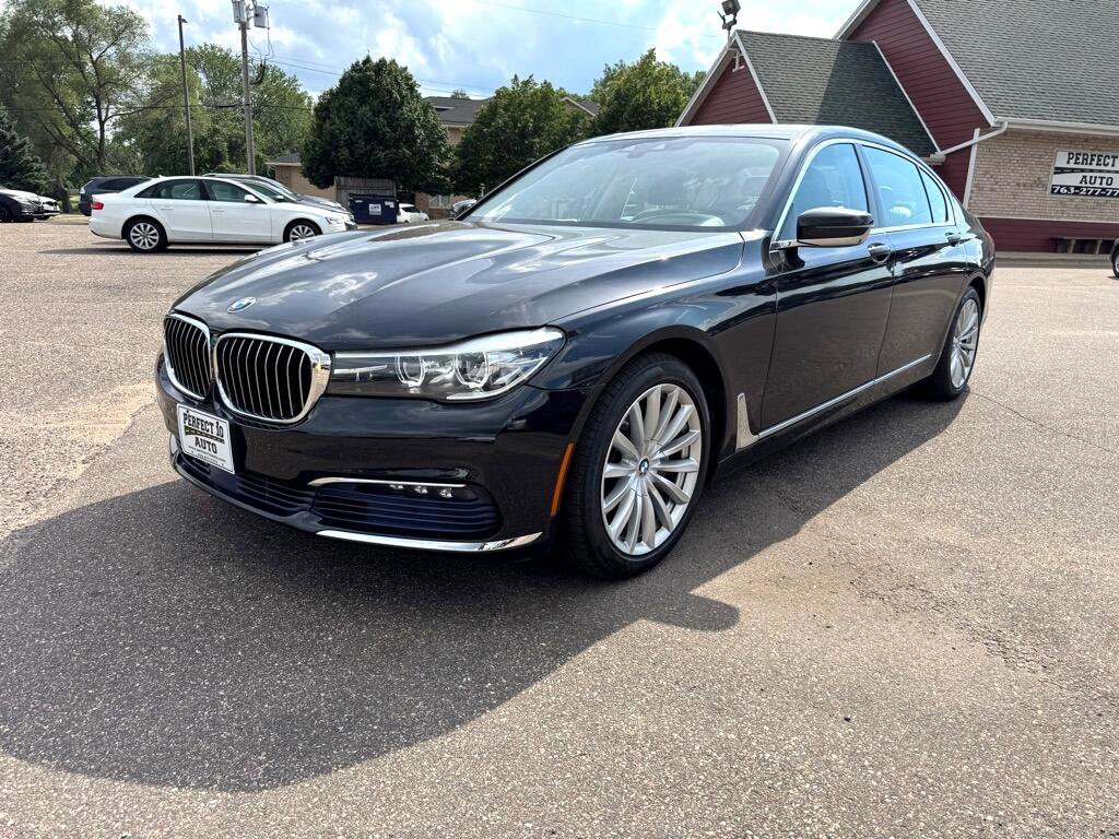 Used 2017 BMW 740i xDrive image 14