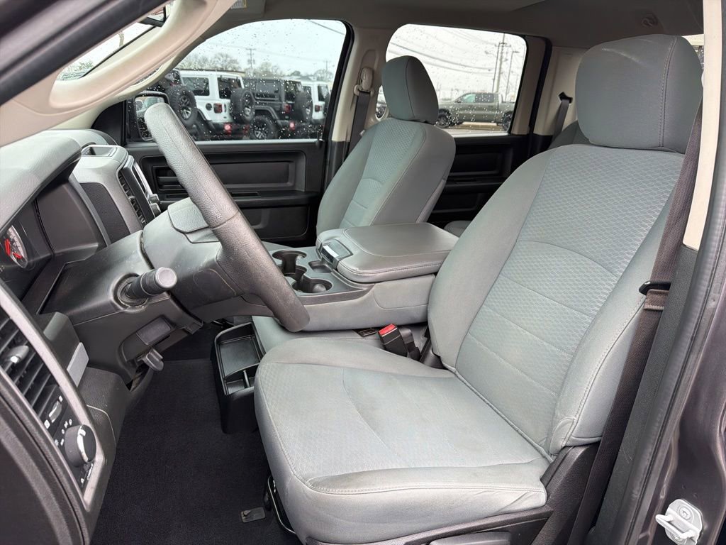 Used 2019 RAM 1500 Tradesman w/ Chrome Plus Package image 27