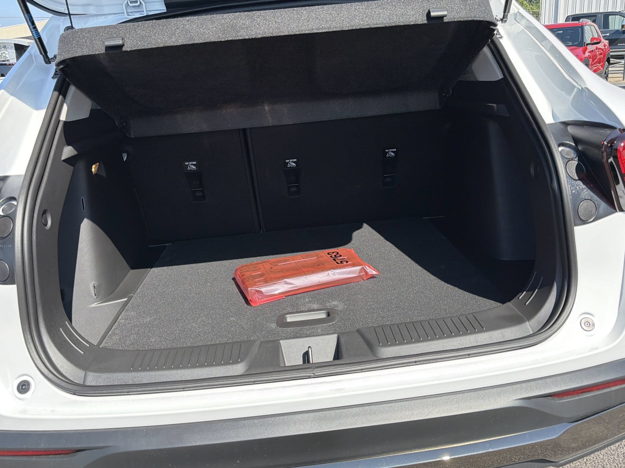 New 2026 Chevrolet Trax ACTIV w/ Sunroof Package FWD image 19