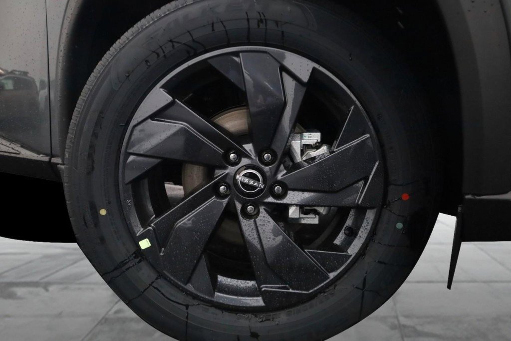 New 2026 Nissan Rogue SV image 3