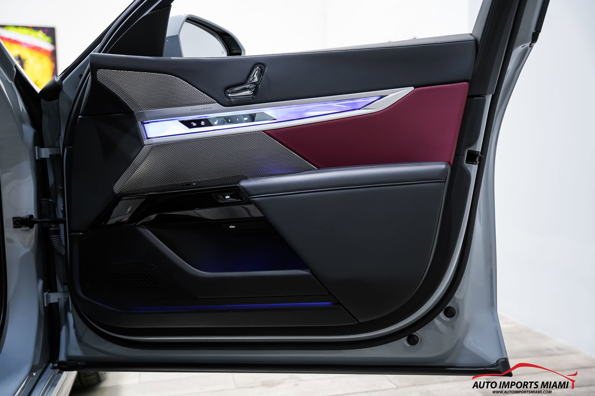 Used 2023 BMW 740i image 49