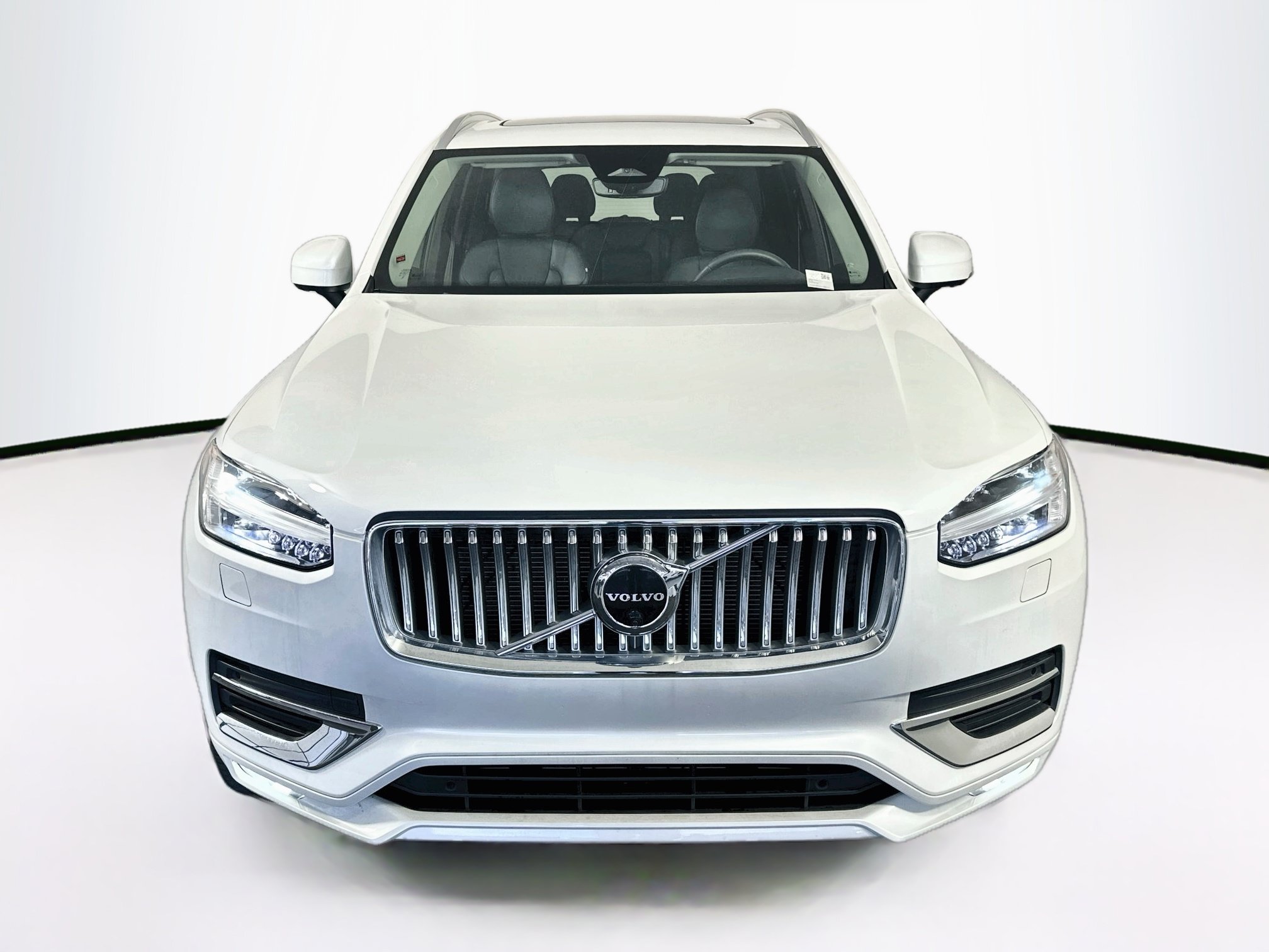 Used 2023 Volvo XC90 B6 Plus w/ Protection Package Premier AWD/4WD image 2