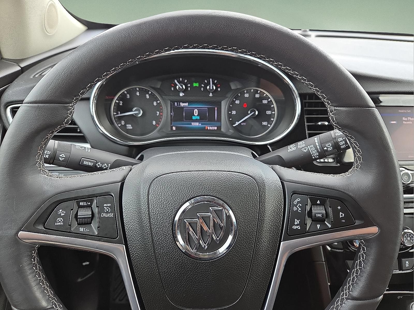 Used 2022 Buick Encore Preferred w/ Safety Package II AWD/4WD image 4