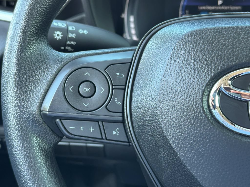 Certified 2026 Toyota Corolla LE FWD image 27