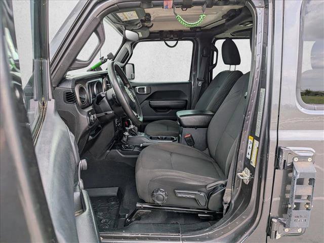 Used 2018 Jeep Wrangler Unlimited Sport AWD/4WD image 17