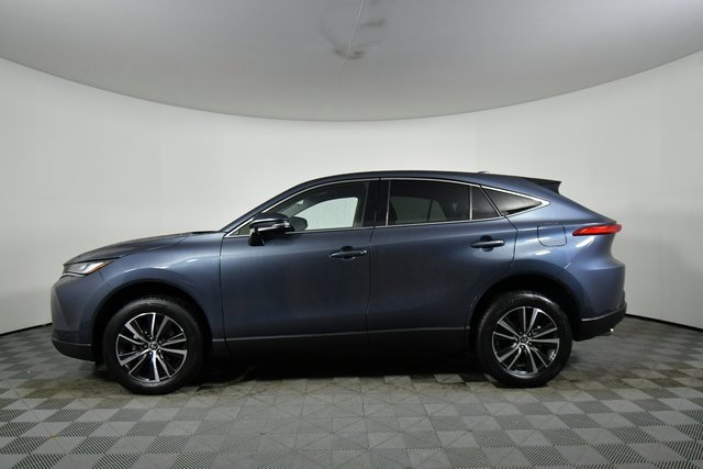 Used 2024 Toyota Venza LE image 16