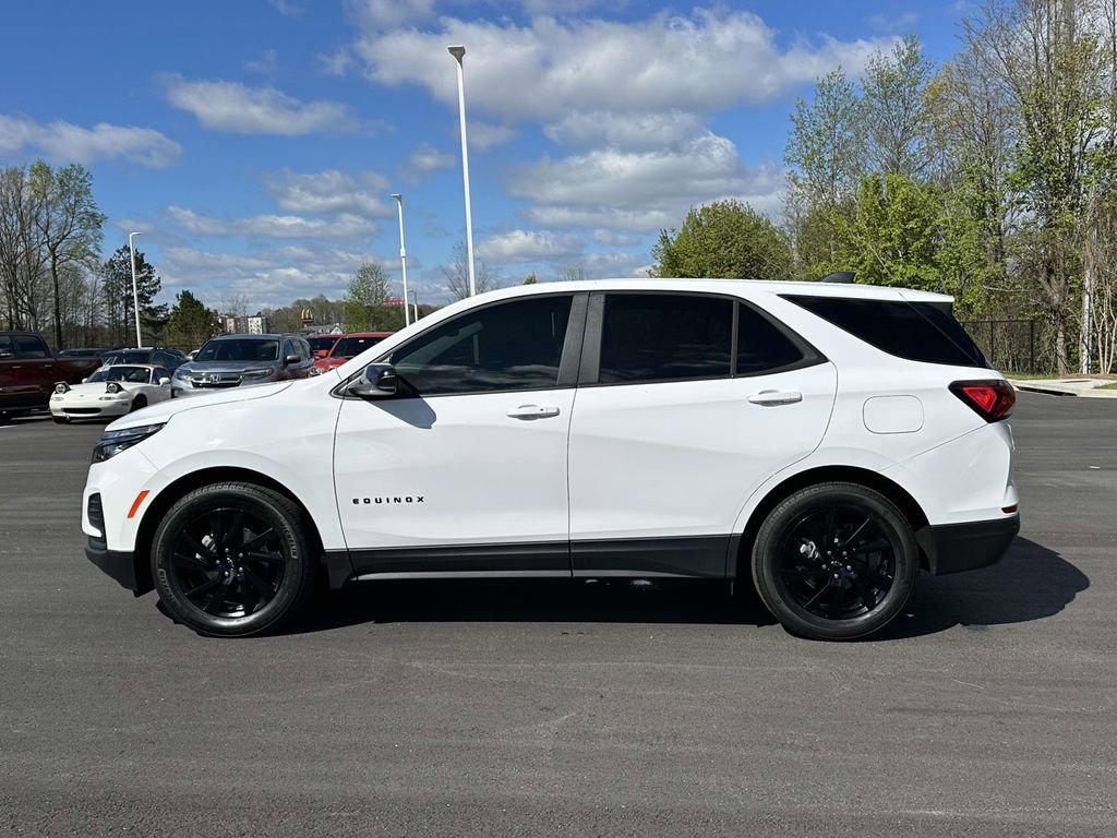 Used 2024 Chevrolet Equinox LS w/ LS Convenience Package image 22