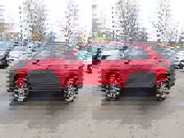 Used 2022 Toyota RAV4 XLE w/ Convenience Package image 3