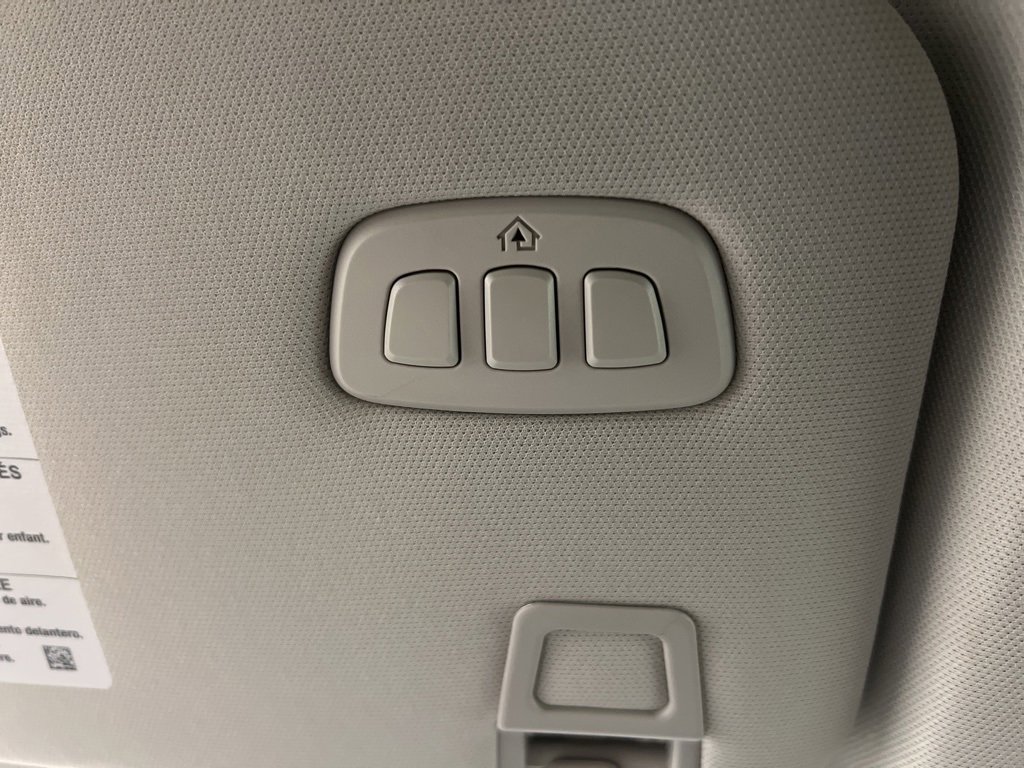 Certified 2025 Lincoln Nautilus Reserve image 28