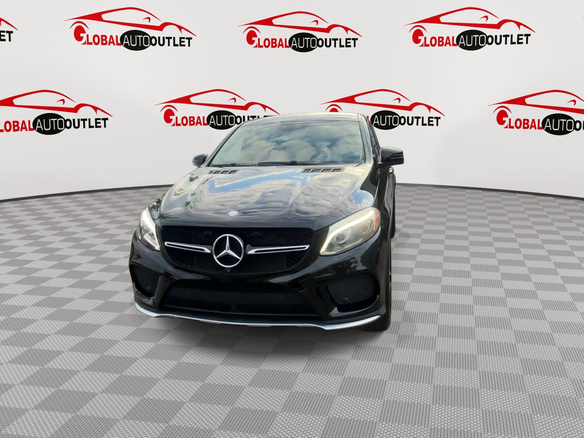 Used 2016 Mercedes-Benz GLE 450 4MATIC Coupe image 4