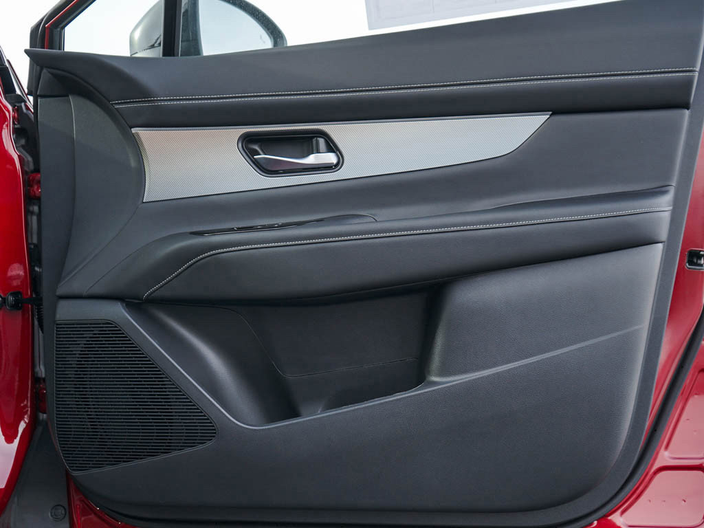 New 2025 Nissan Murano SL image 10