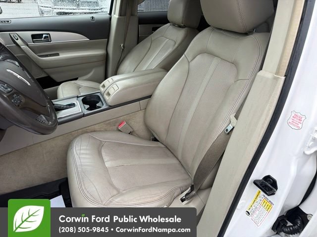 Used 2013 Lincoln MKX AWD image 24