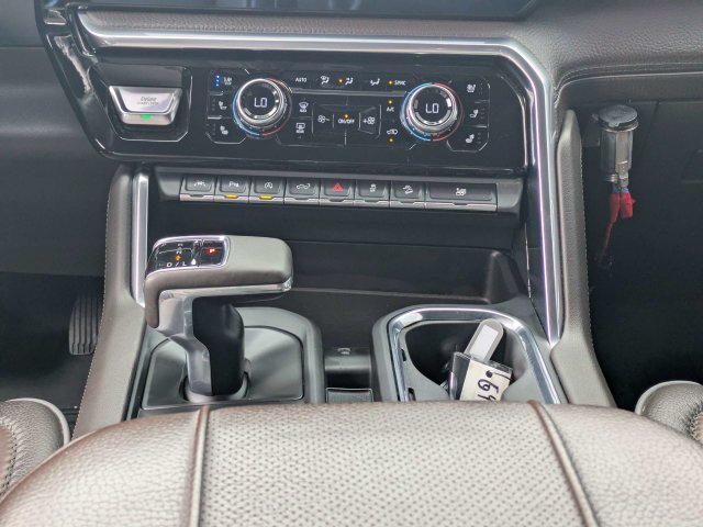 Used 2023 GMC Sierra 1500 Denali w/ Denali Reserve Package AWD/4WD image 21