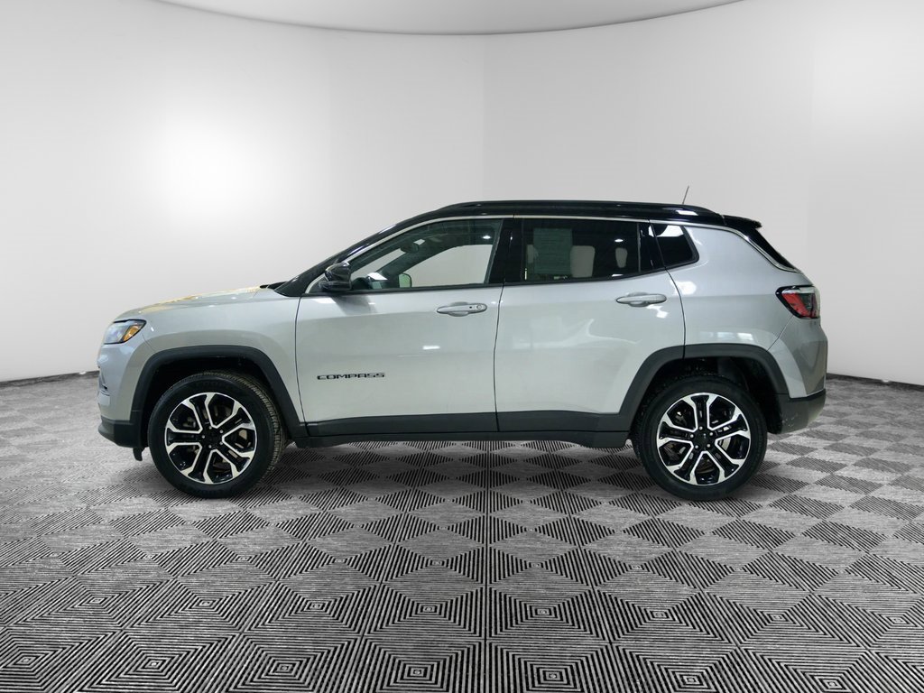 Used 2023 Jeep Compass Limited image 2