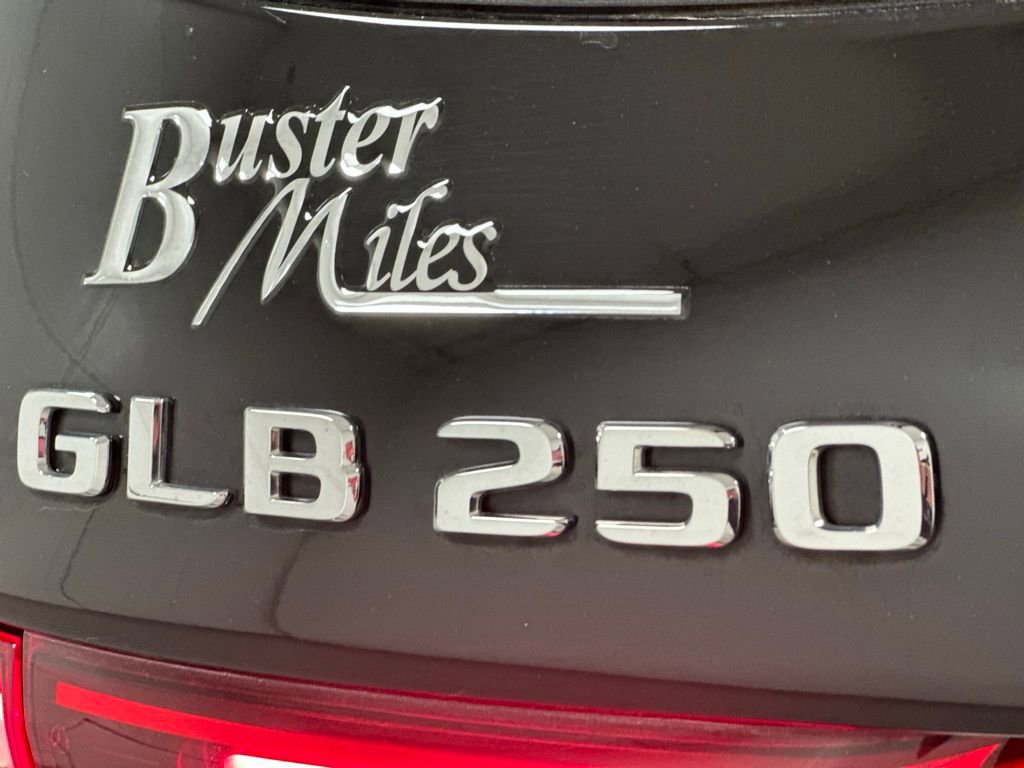 Used 2025 Mercedes-Benz GLB 250 image 24