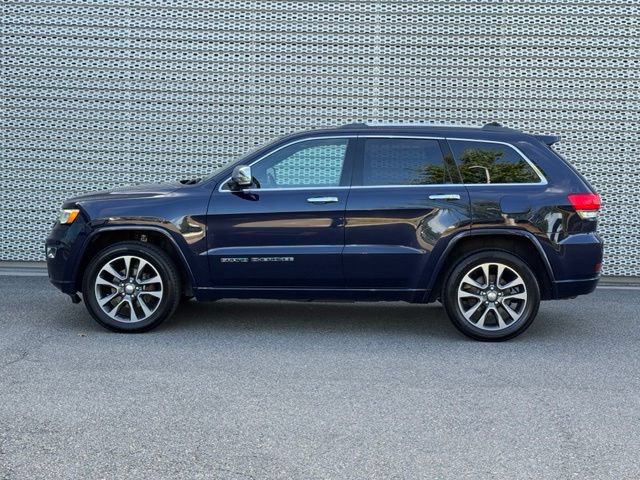 Used 2017 Jeep Grand Cherokee Overland AWD/4WD image 2