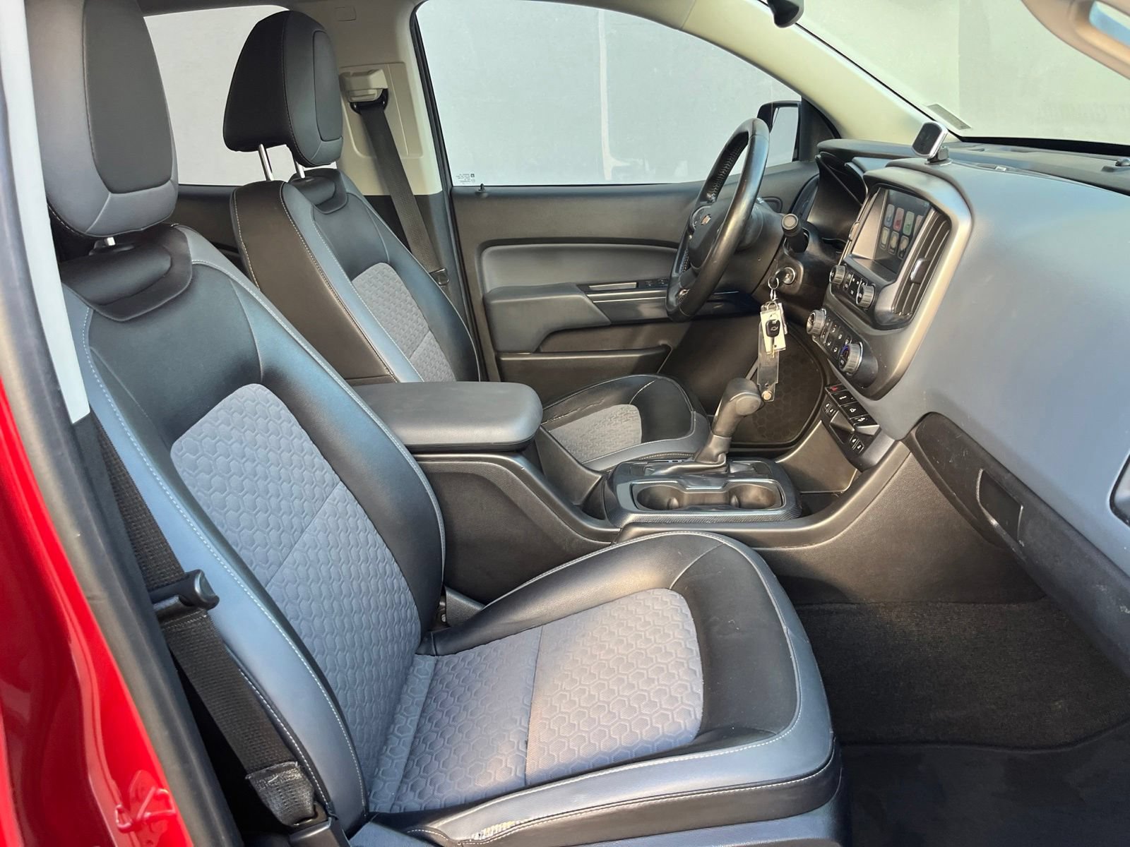 Used 2015 Chevrolet Colorado Z71 RWD image 27