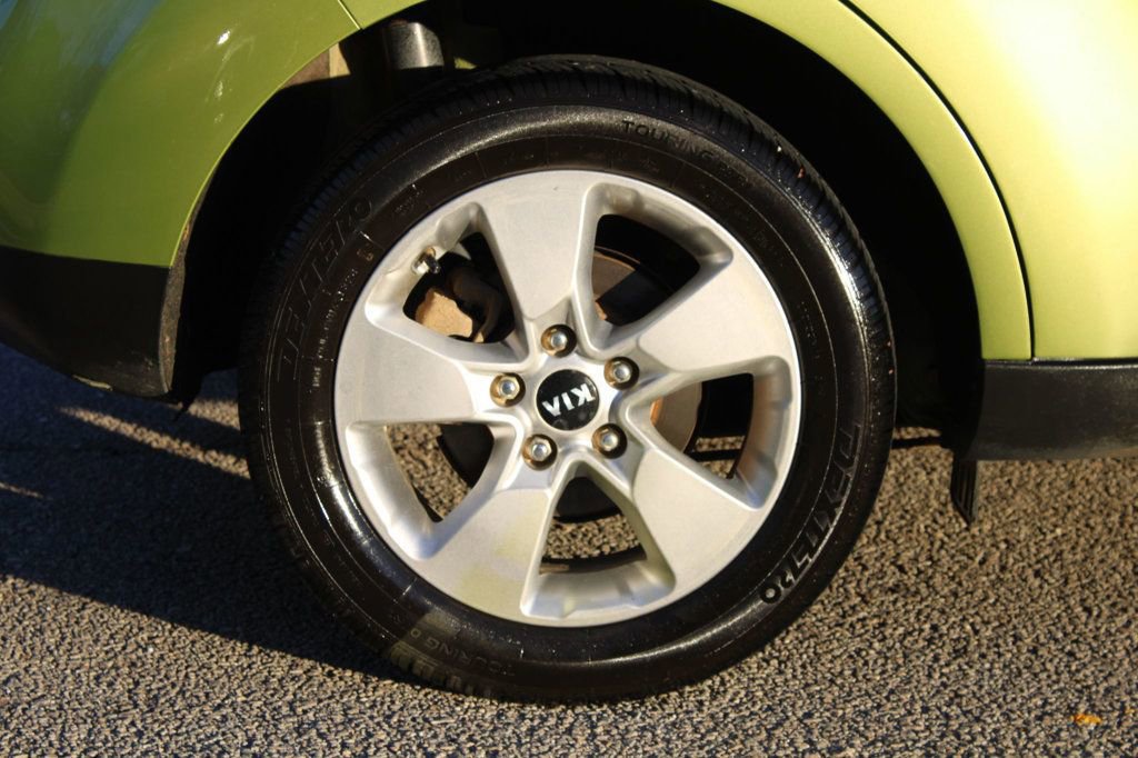 Used 2017 Kia Soul w/ Convenience Package image 33