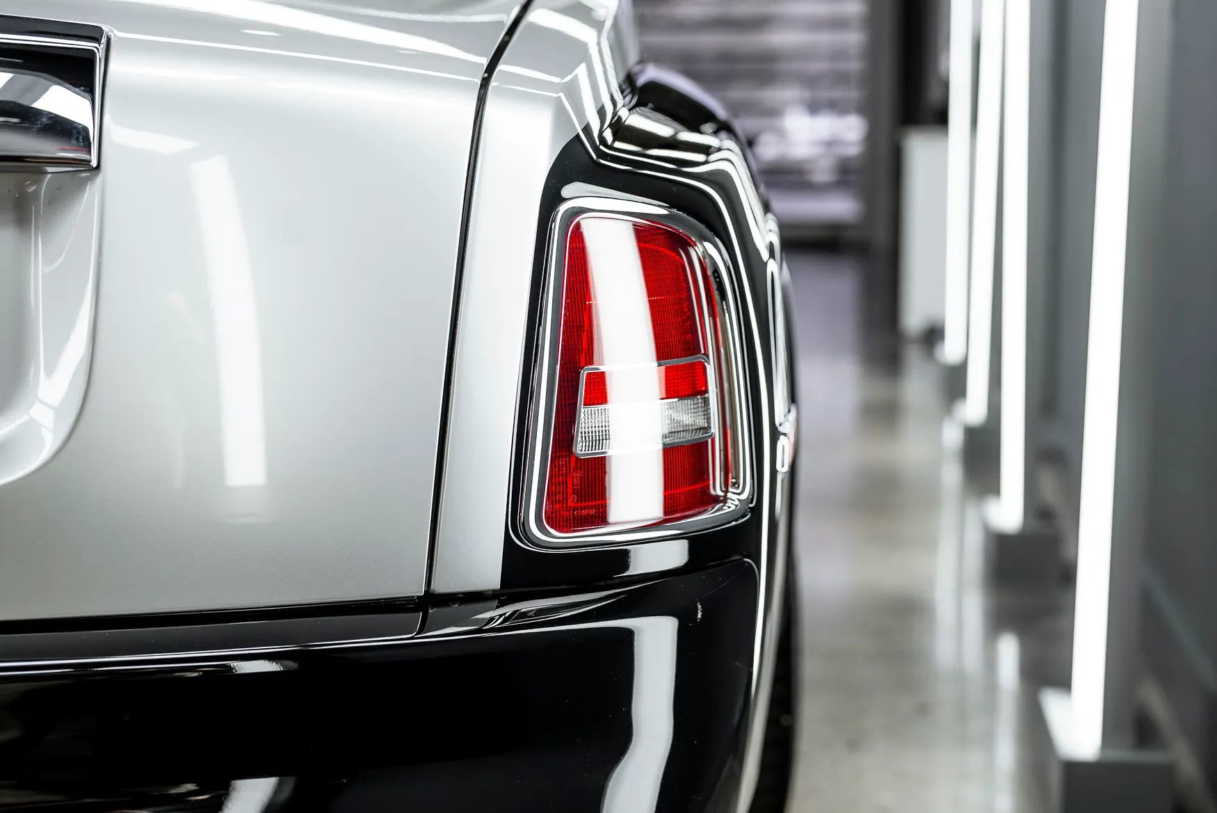 Used 2009 Rolls-Royce Phantom Sedan image 50