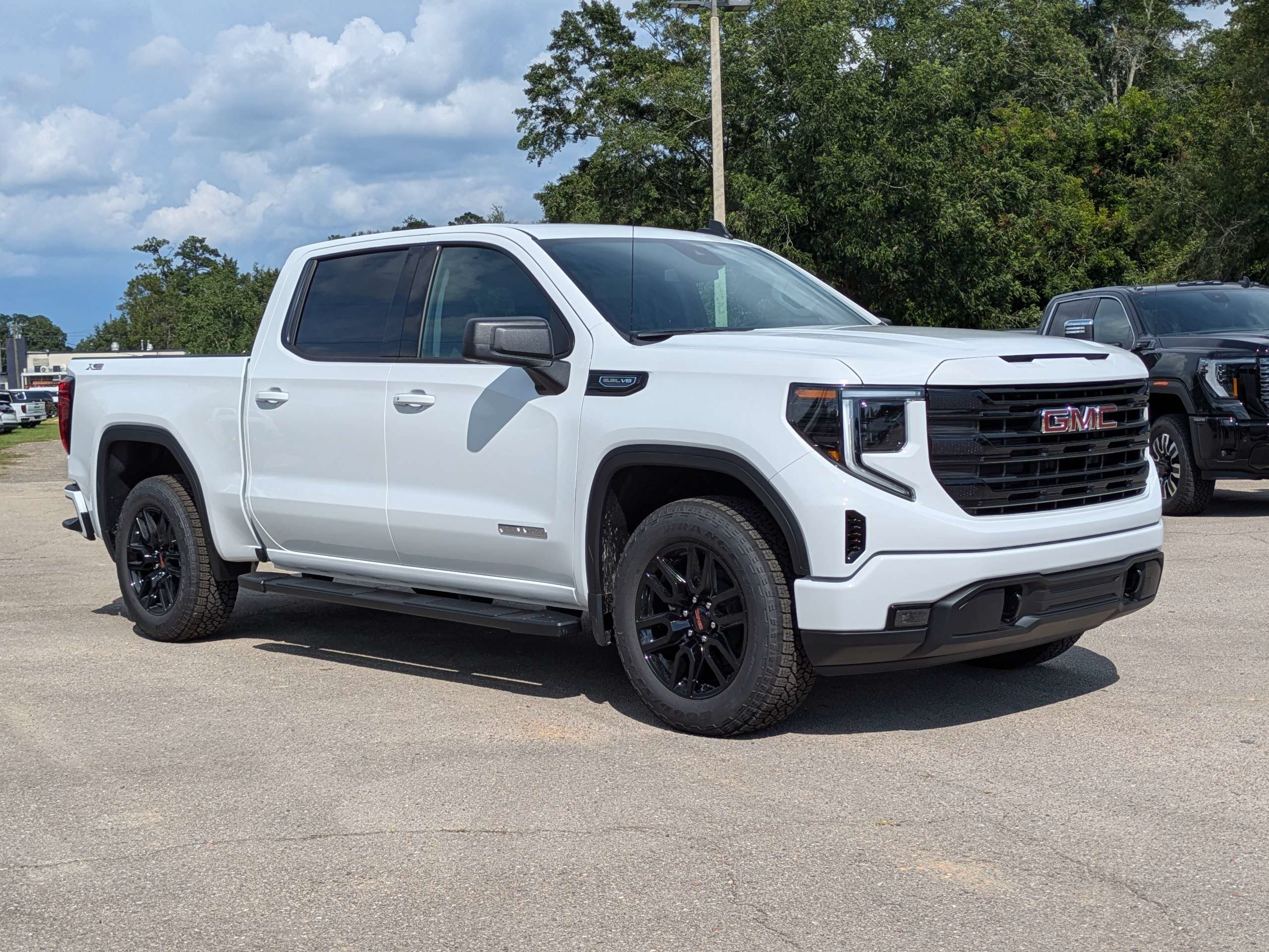 New 2026 GMC Sierra 1500 Elevation AWD/4WD image 2