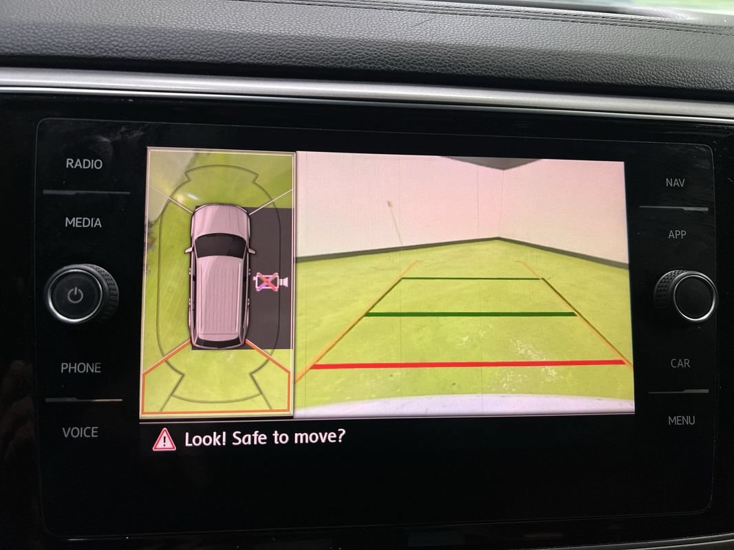 Used 2018 Volkswagen Atlas SEL Premium AWD/4WD image 22