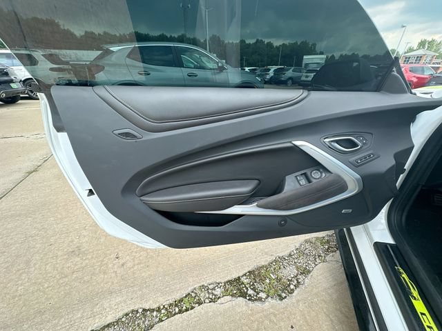 Used 2023 Chevrolet Camaro SS RWD image 25