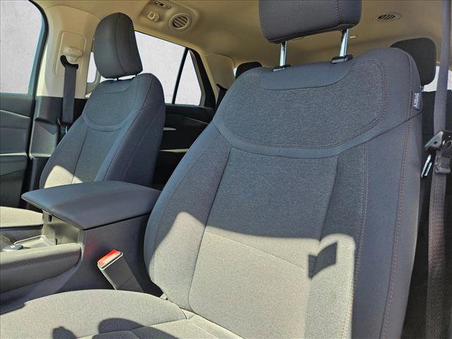 Used 2025 Ford Explorer Active image 9