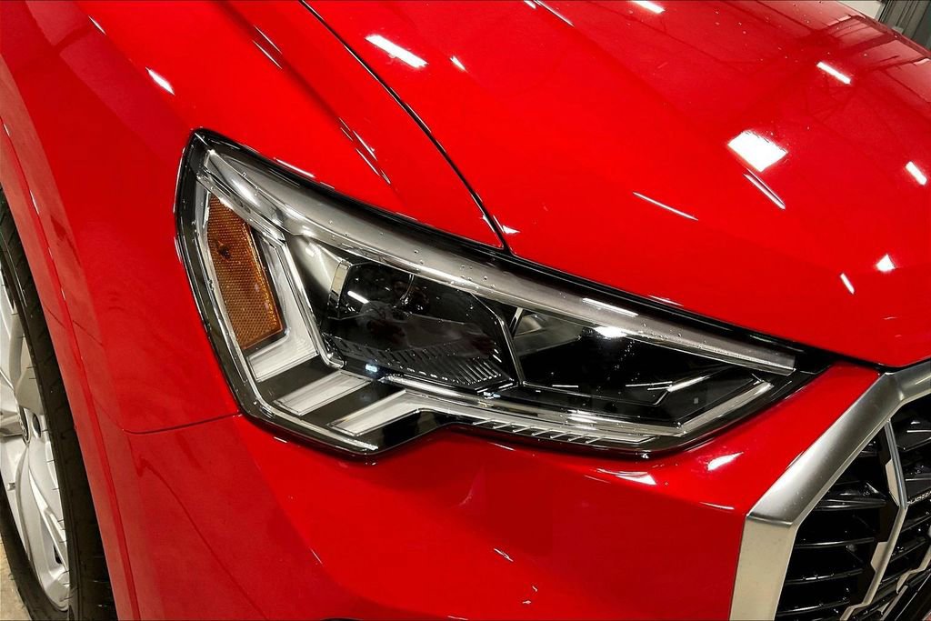 Used 2022 Audi Q3 2.0T Premium Plus image 32