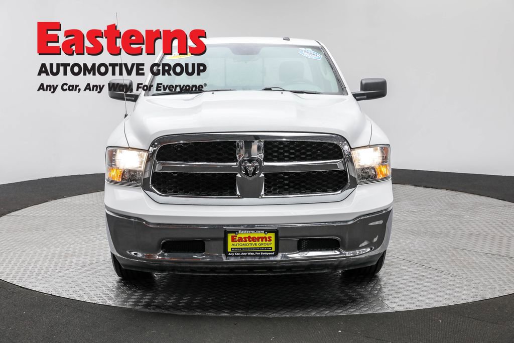 Used 2019 RAM 1500 Classic SLT image 2