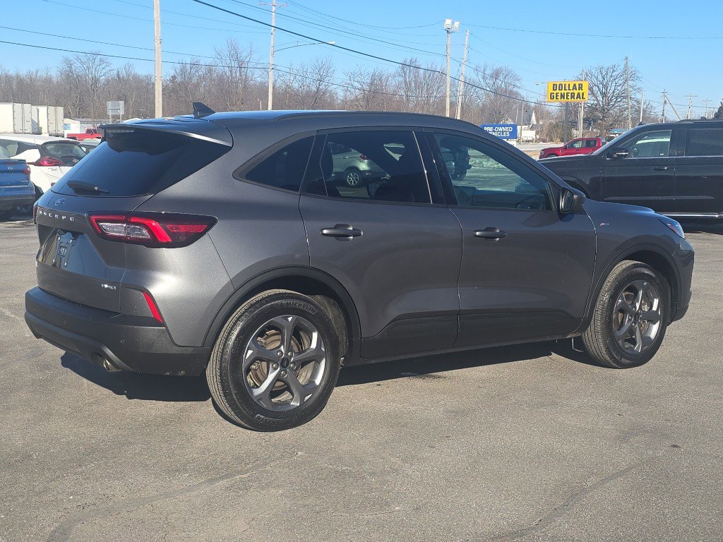 Used 2025 Ford Escape ST-Line w/ Tech Pack #1 image 2