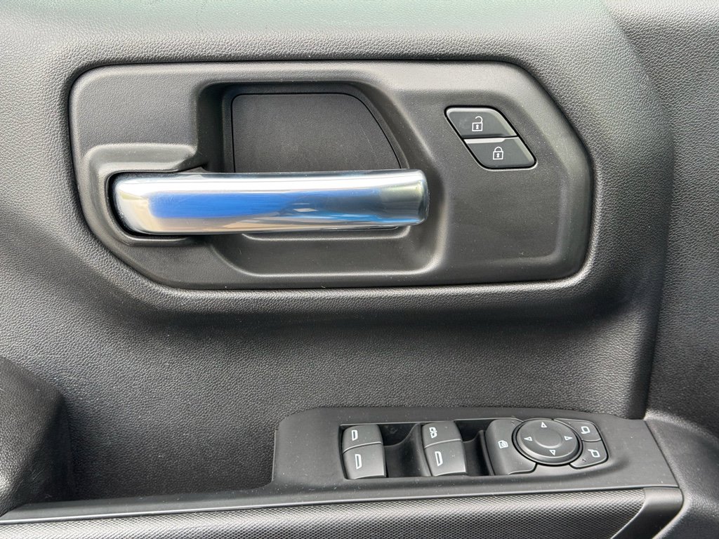 Used 2023 Chevrolet Silverado 1500 Custom w/ Rally Edition image 14