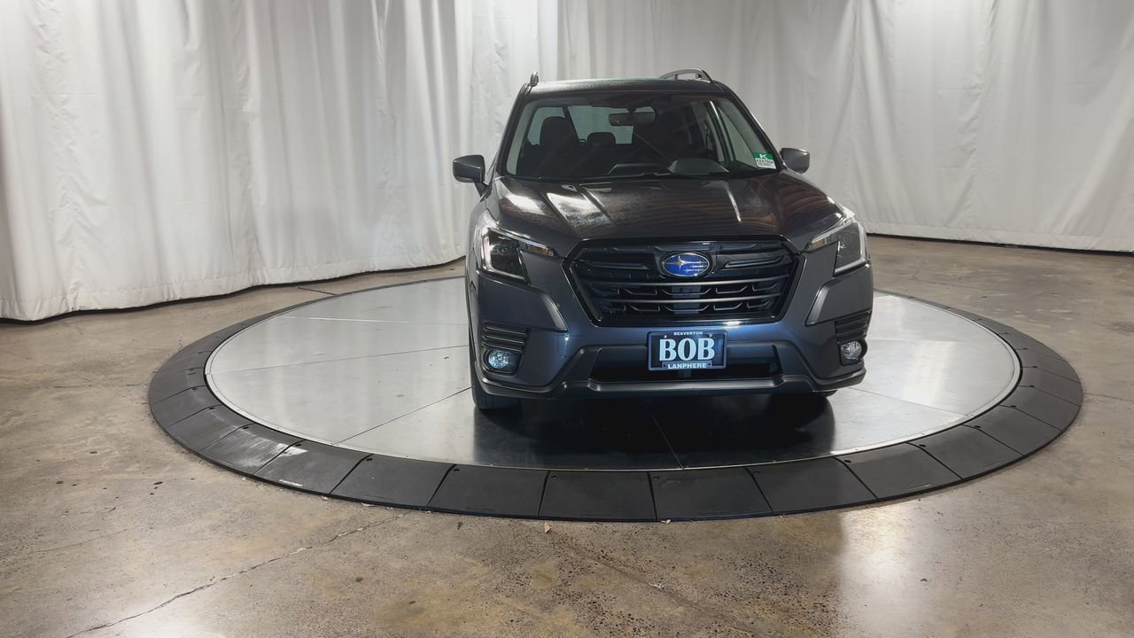 Used 2023 Subaru Forester Premium image 5