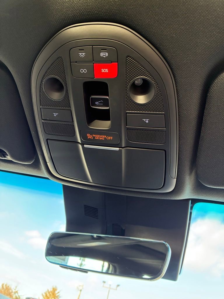 Used 2025 Genesis G70 3.3T Advanced image 39