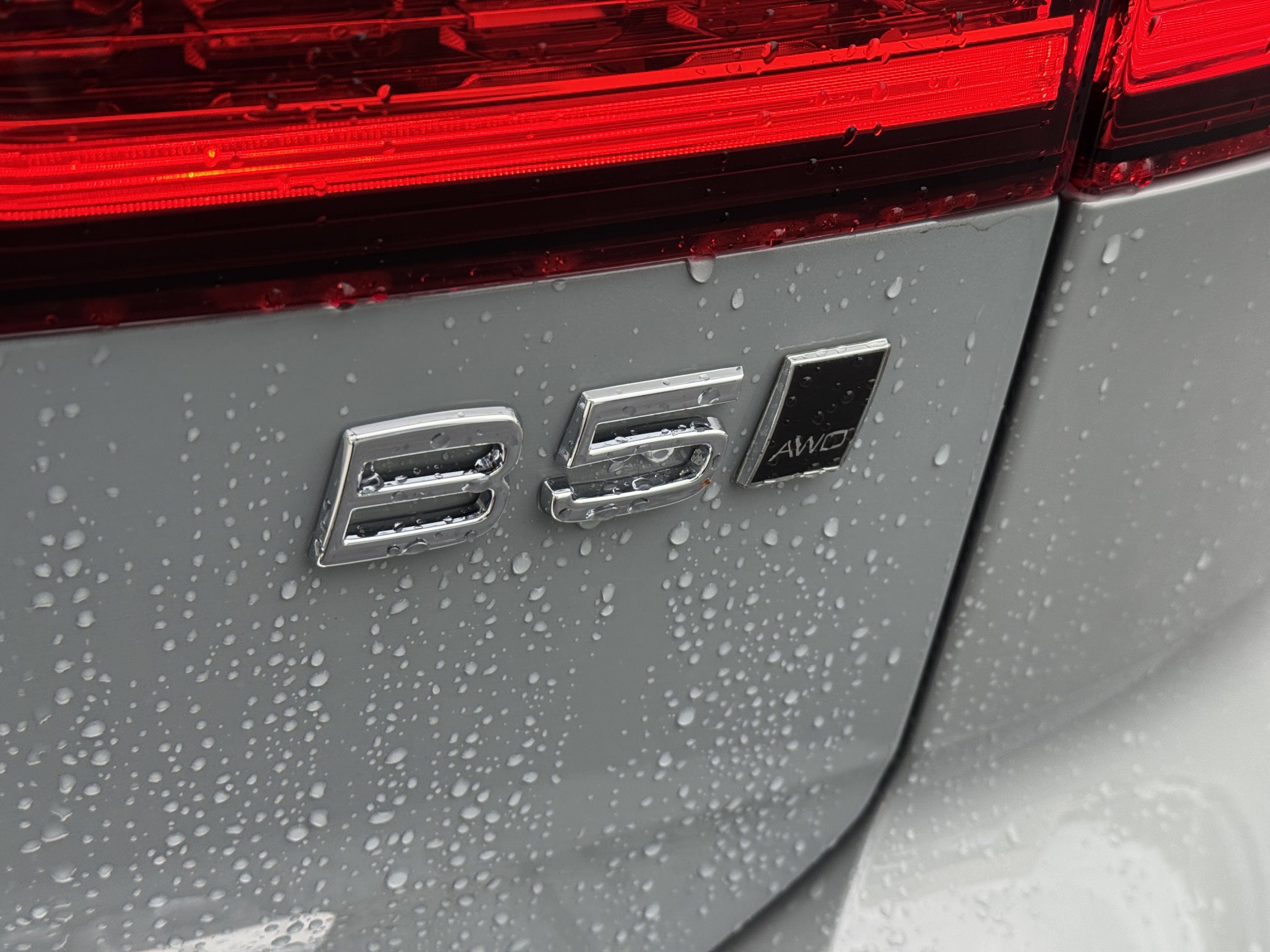 New 2026 Volvo V60 B5 Cross Country Plus w/ Protection Package Premier image 11